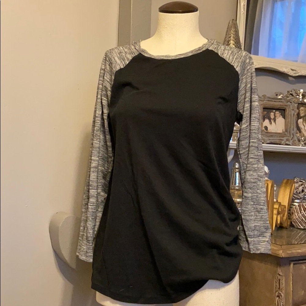 Baseball tee
